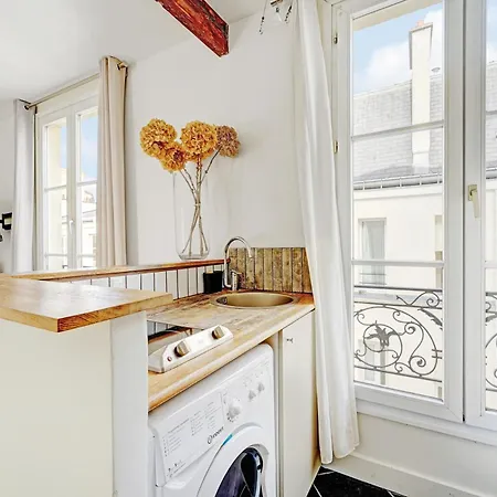 Apartment Tour Eiffel - Rue Cler